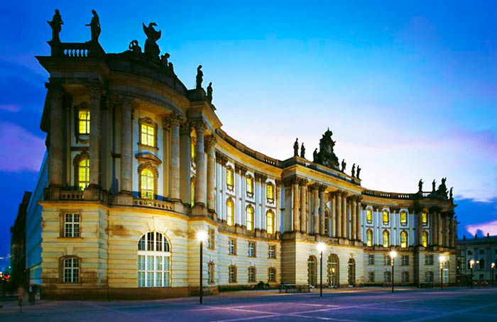 Audioguide of Berlin - Bebelplatz